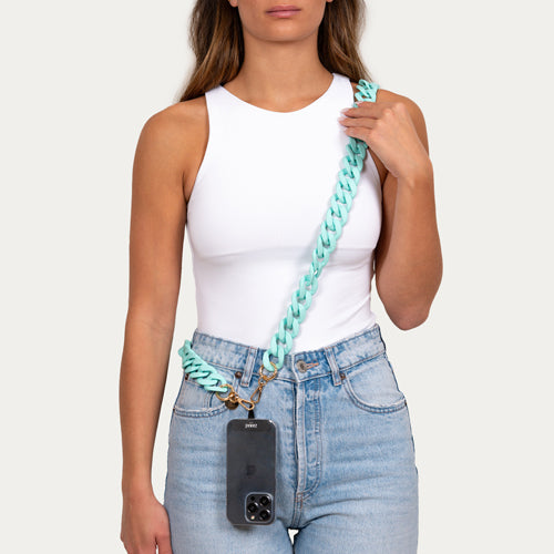 Les Chaînes d’Énergie – Bijoux & Téléphones | Collection INDIA SUMMER – Chaînes-bijoux élégantes en acrylique et acier doré