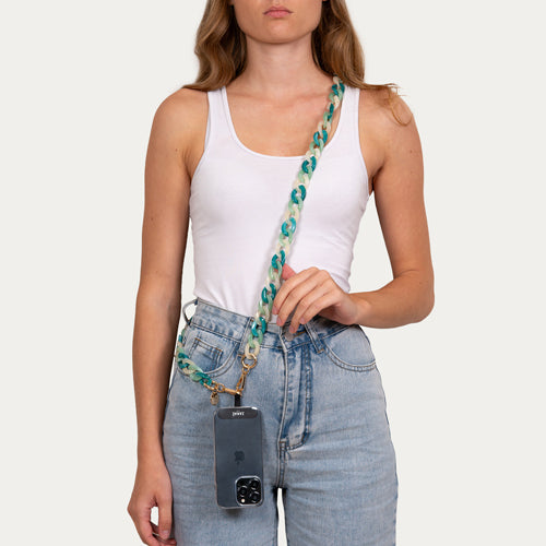 Les Chaînes d’Énergie – Bijoux & Téléphones | Collection Romances – Chaînes-bijoux élégantes en acrylique et acier doré