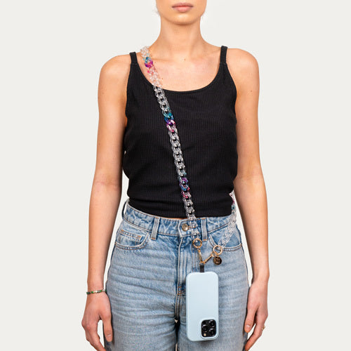 Chaînes-bijoux ZANAÉ – Collection BUBBLEGUM : accessoires colorés en perles acryliques et acier doré, disponibles en version longue.